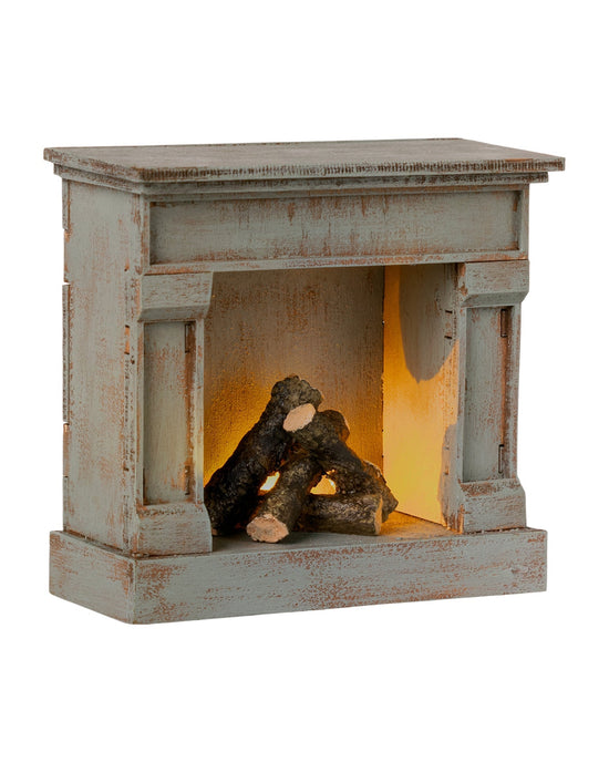 Little maileg play fireplace in vintage blue