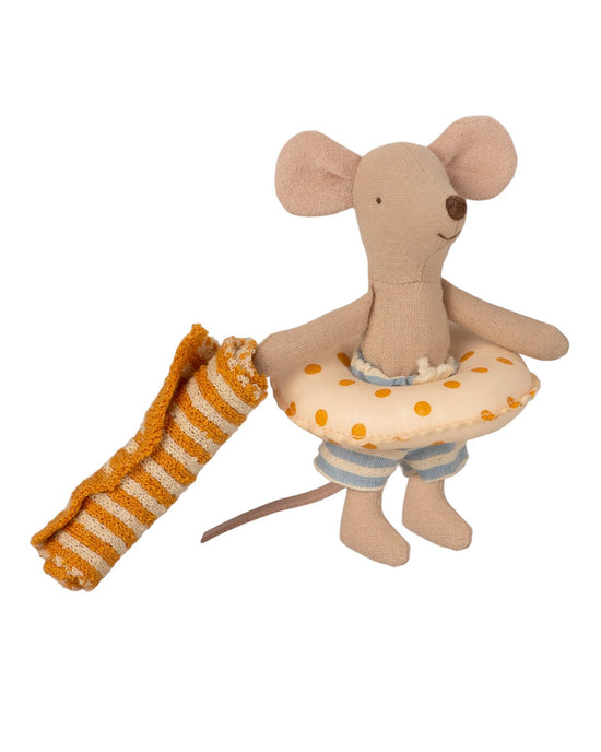 Little maileg play little brother mouse in cabin de plage