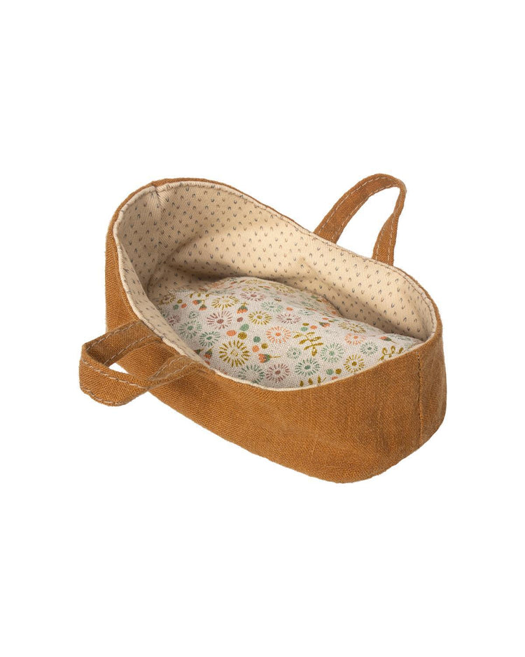 Little maileg play micro carry cot