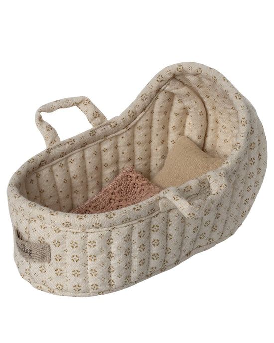 Little maileg play micro carrycot