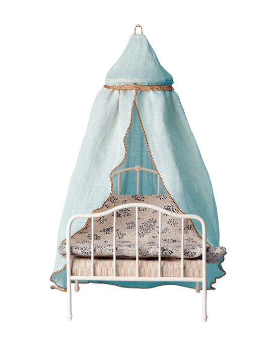Little maileg play miniature bed canopy in Mint