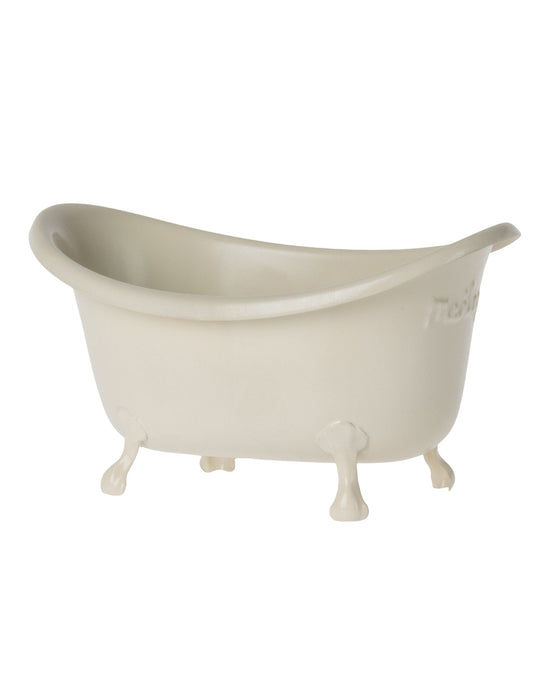 Little maileg play mouse bathtub