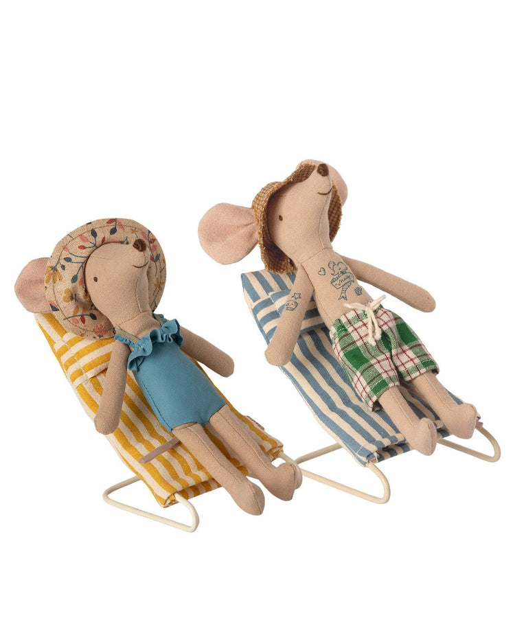 Little maileg play mouse beach chair set