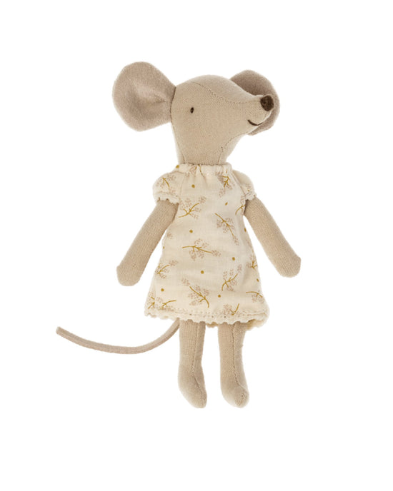Little maileg play nightgown for big sister mouse