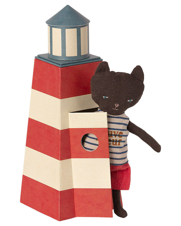 Little maileg play sauveteur tower with cat