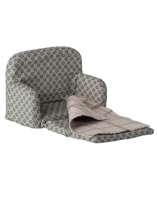 Little maileg play sofa bed
