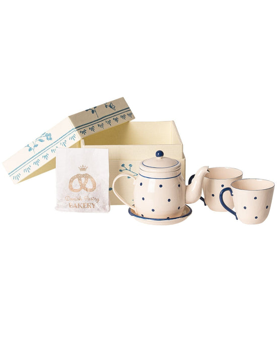 Little maileg play tea + biscuits for two