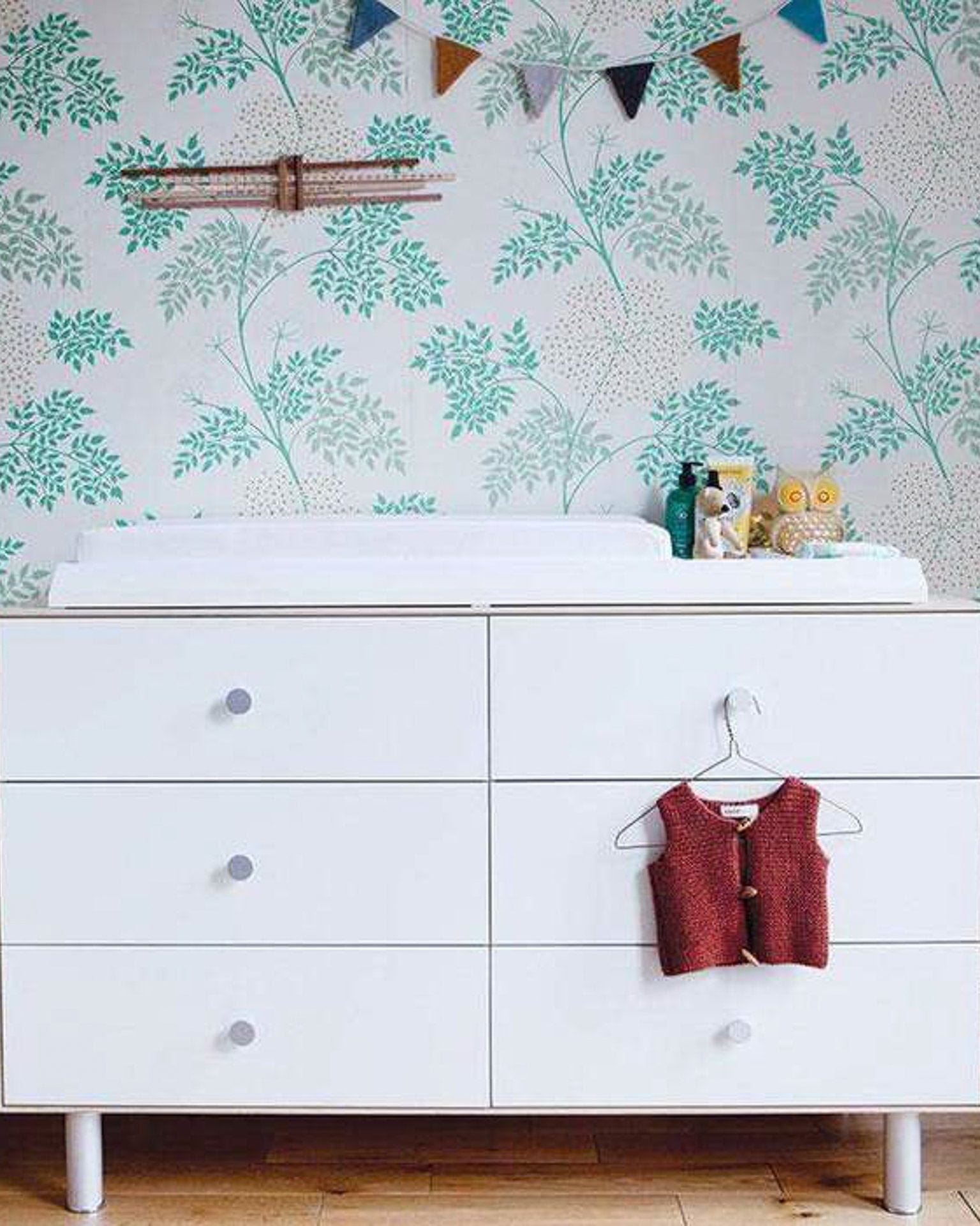 oeuf classic 6 drawer dresser in white at Little