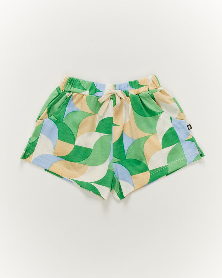 Little oeuf kids play shorts in fougere + geometric