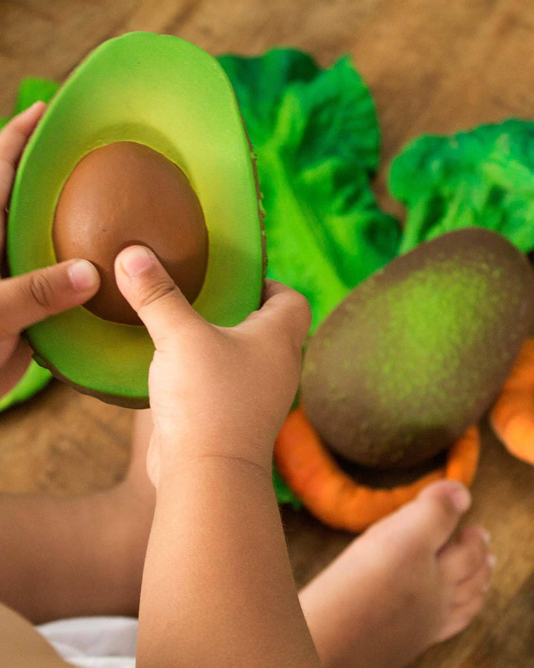 Little oli + carol baby accessories Arnold the Avocado