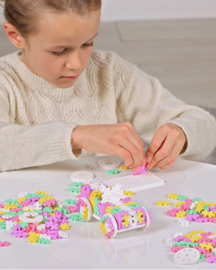 Little plus plus play 200 piece candy color cars tube
