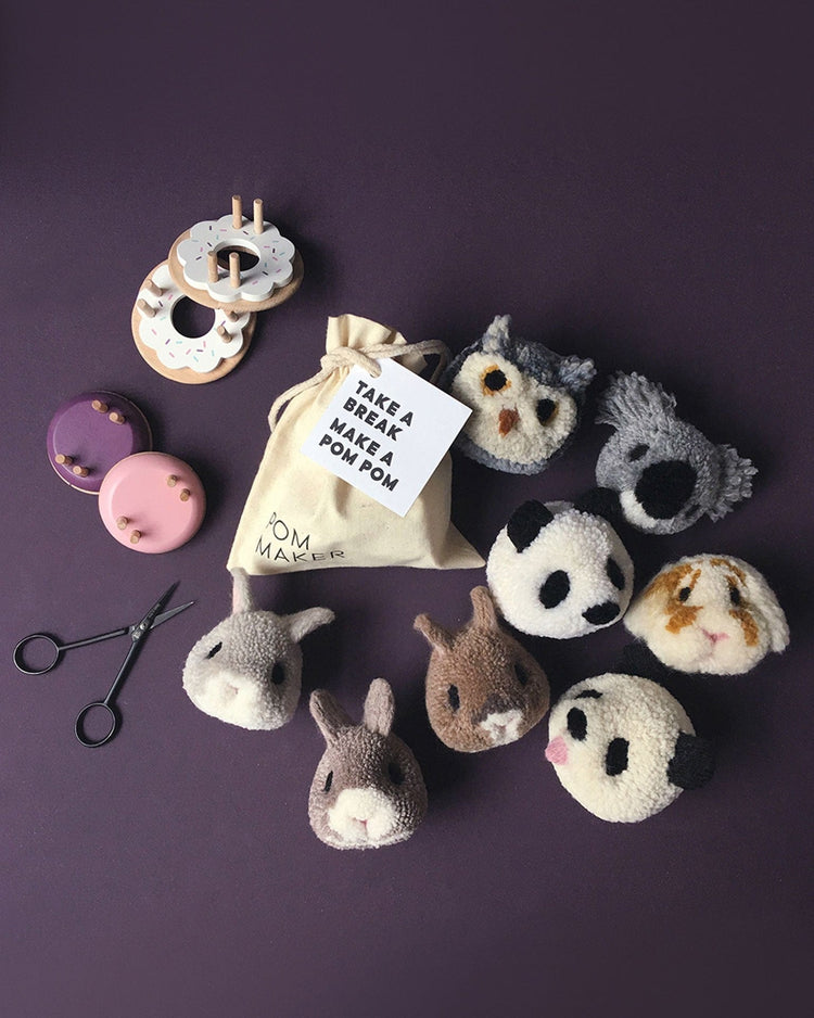 Little pom maker play macaron pom maker in lavender