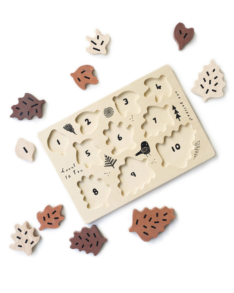 Little wee gallery play count to 10 leaves wooden tray puzzle
