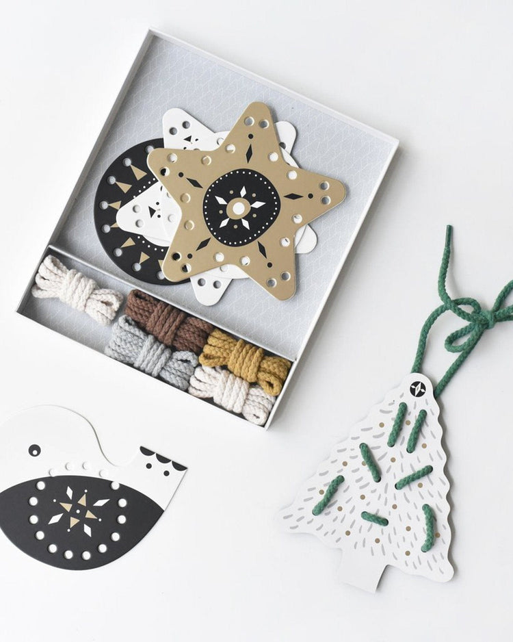 Little wee gallery play festive fun lacing ornaments