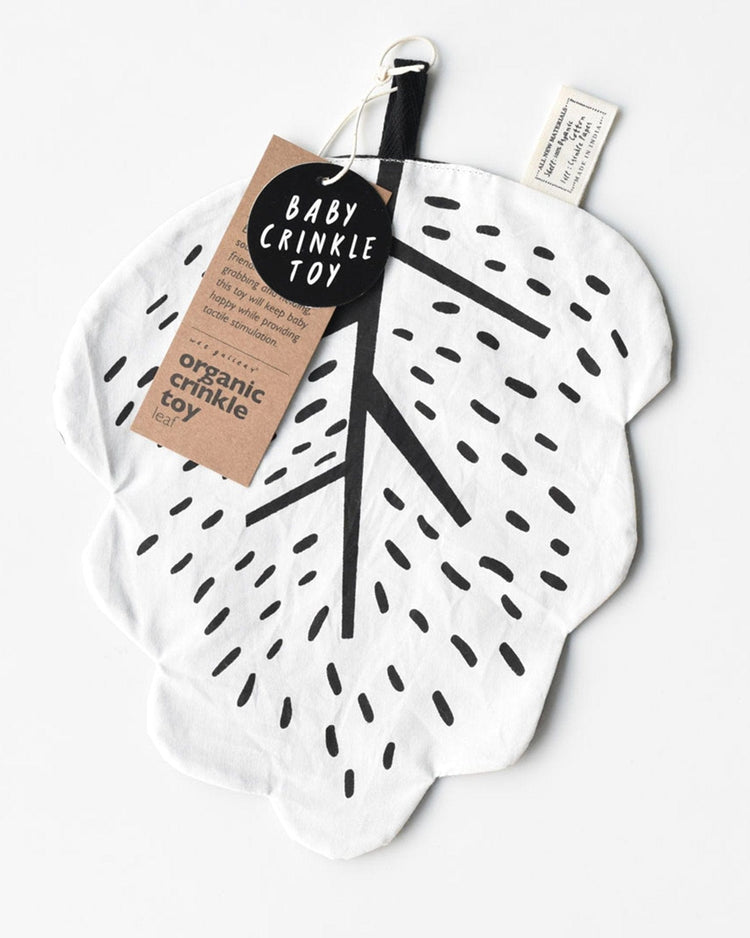 Little wee gallery play leaf crinkle toy